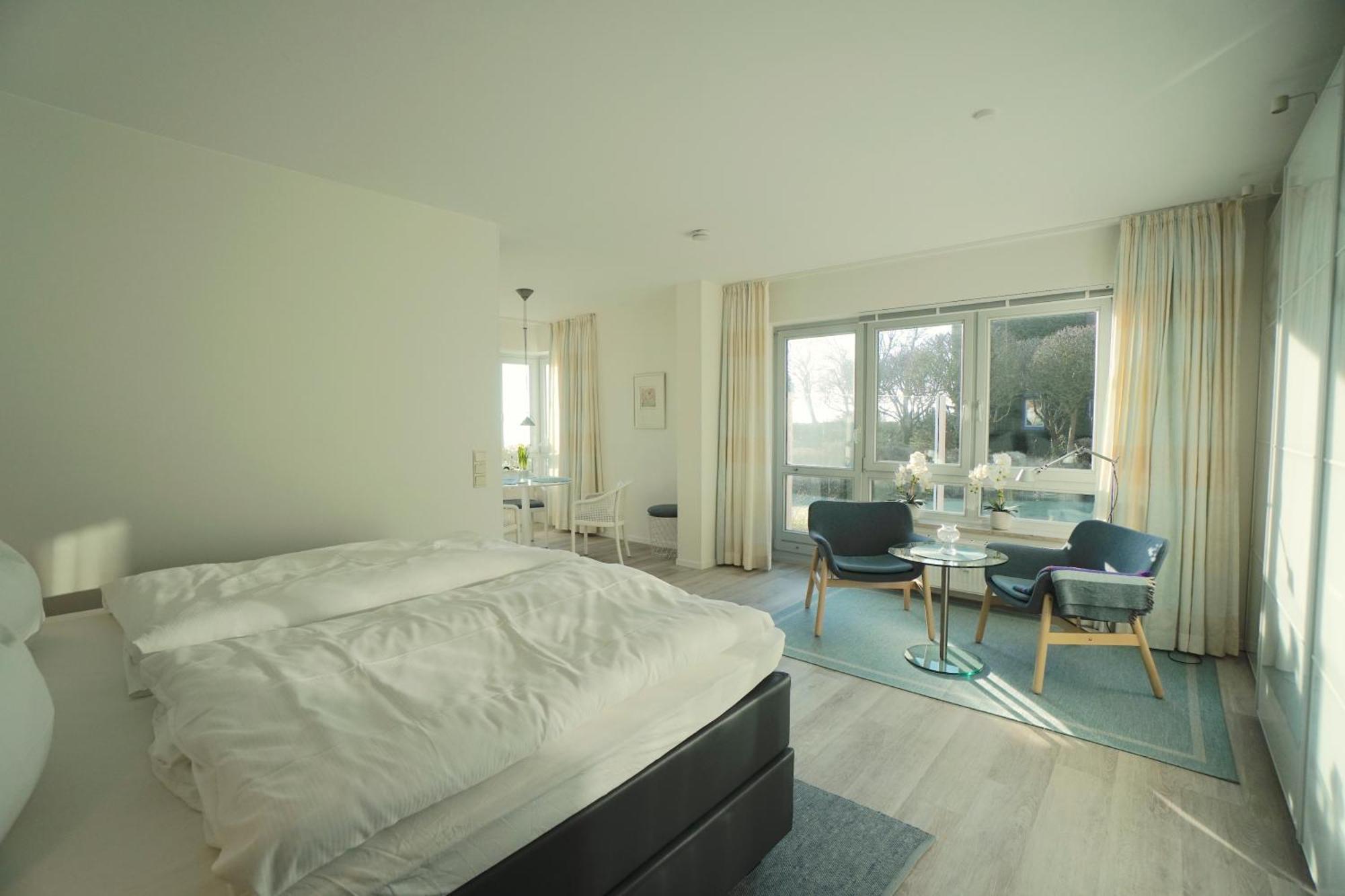 Ferienwohnung Strandhuepfer - Direkt Am Meer Eckernfoerde Exterior photo